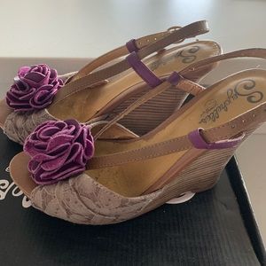 Seychelles Joan Purple Lace Heels